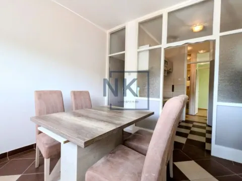 Izdavanje, jednosoban stan, 52m², Momišići, Podgorica - image 8