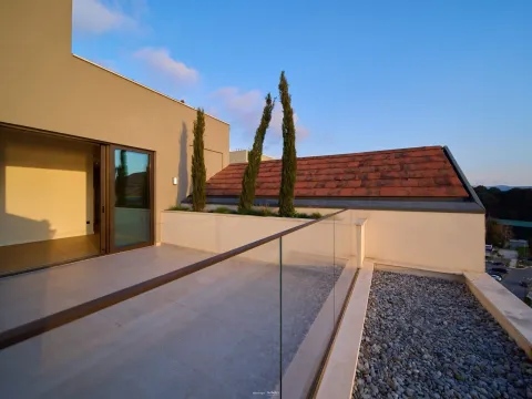 Prodaja, dvosoban stan, 81m², Porto Montenegro, Tivat - image 25