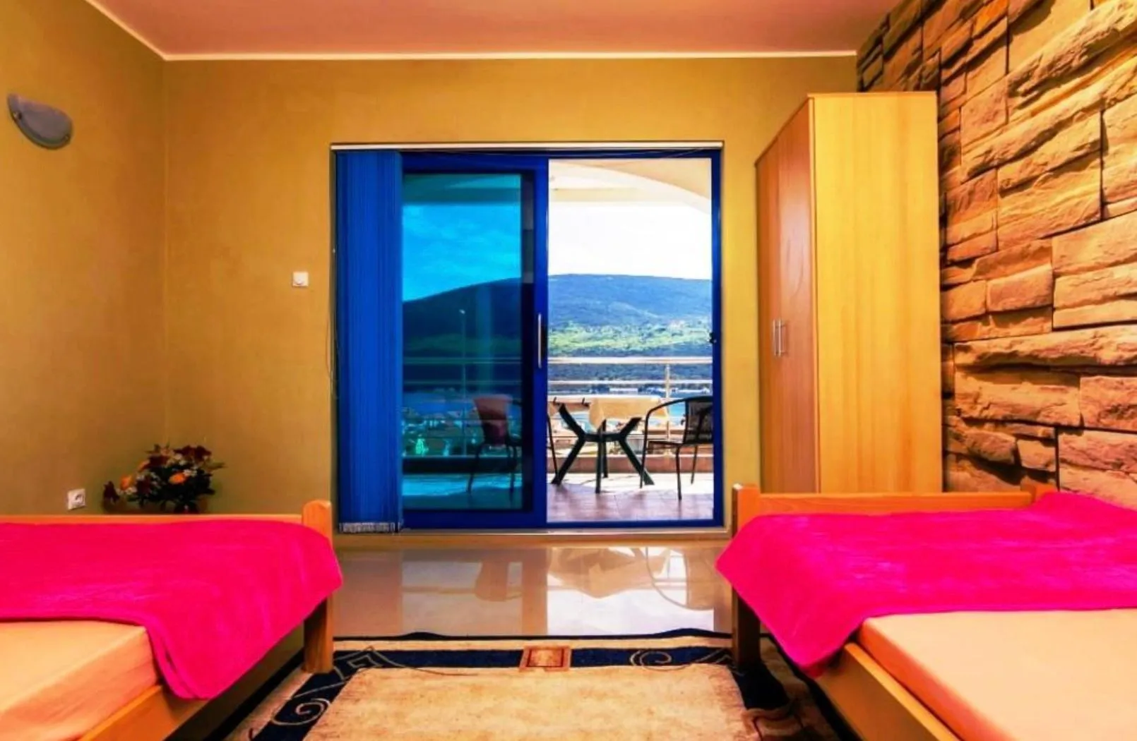 Sale, house, 280m², Đenovići, Herceg Novi