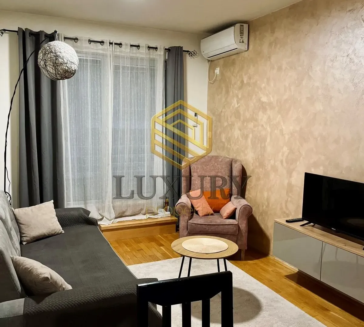 Rent, one bedroom apartment, 48m², 1 maj, Podgorica