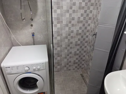 Izdavanje, jednosoban stan, 44m², Tuški Put, Podgorica - image 8