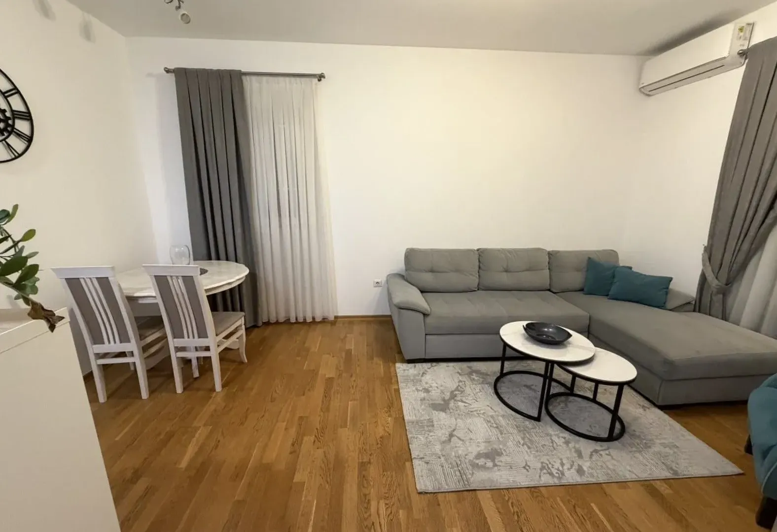 Izdavanje, dvosoban stan, 57m², Zabjelo, Podgorica