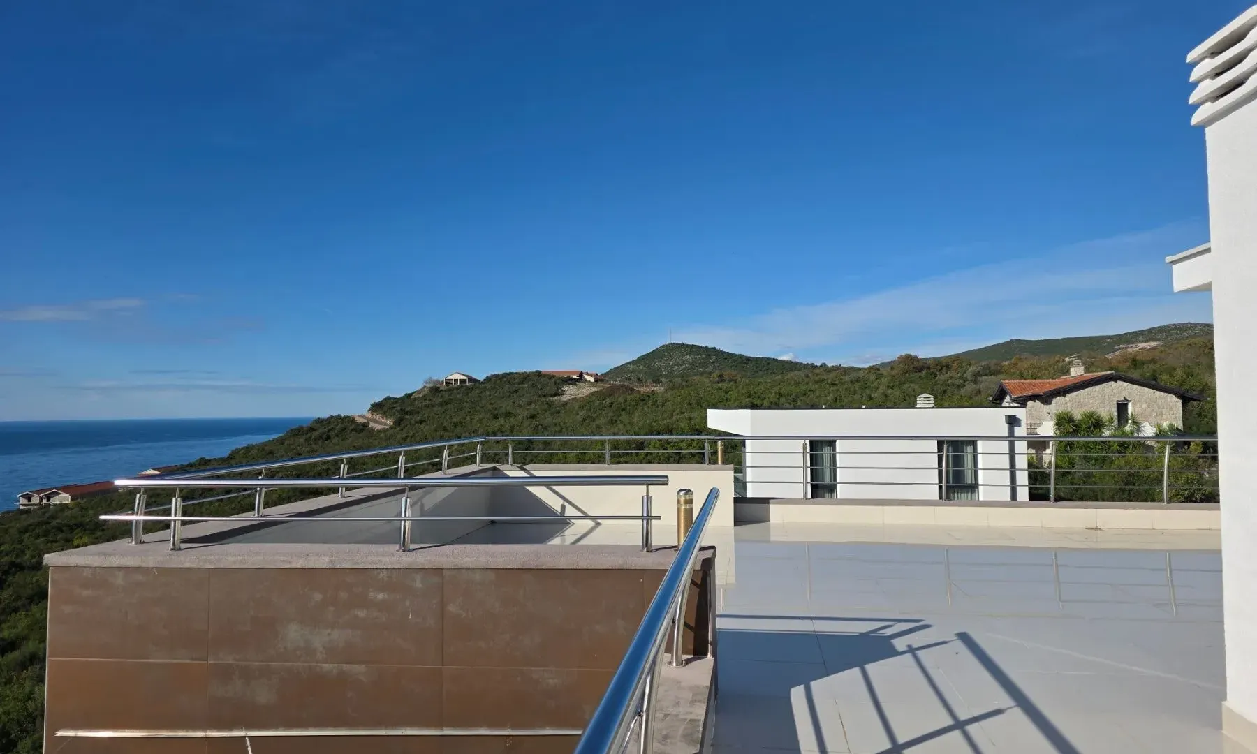Prodaja, kuća, 380m², Krimovica, Kotor