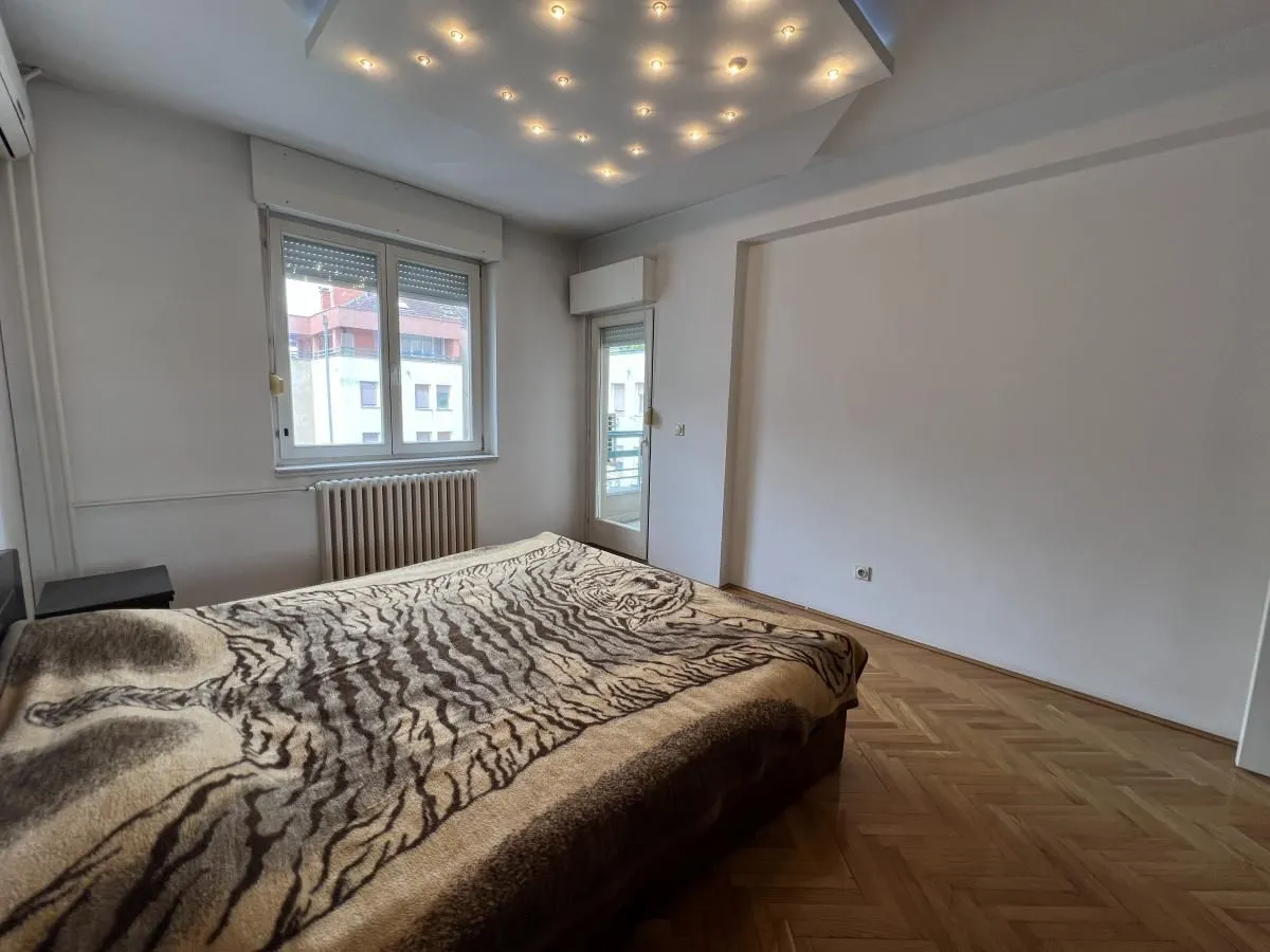 Prodaja, stan, 101m², Bulevar Oslobodjenja, Novi Sad Sve Podlokacije