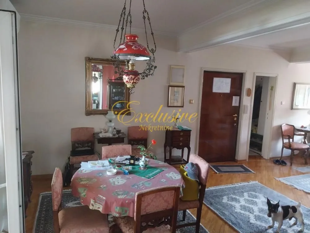 Sale, four bedroom apartment, 105m², Stari Grad, Beograd