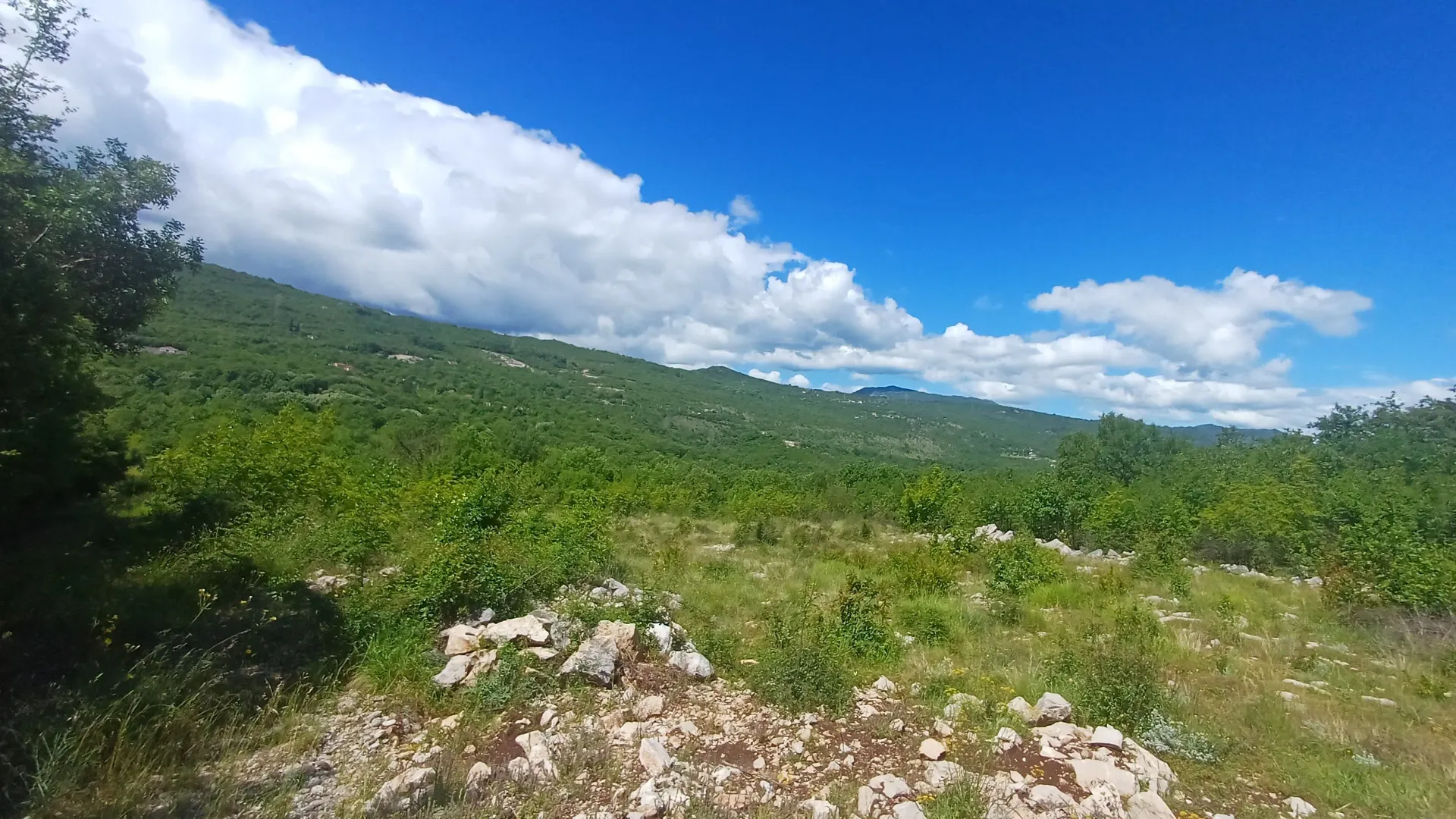 Prodaja, plac, 500m², Komani, Podgorica