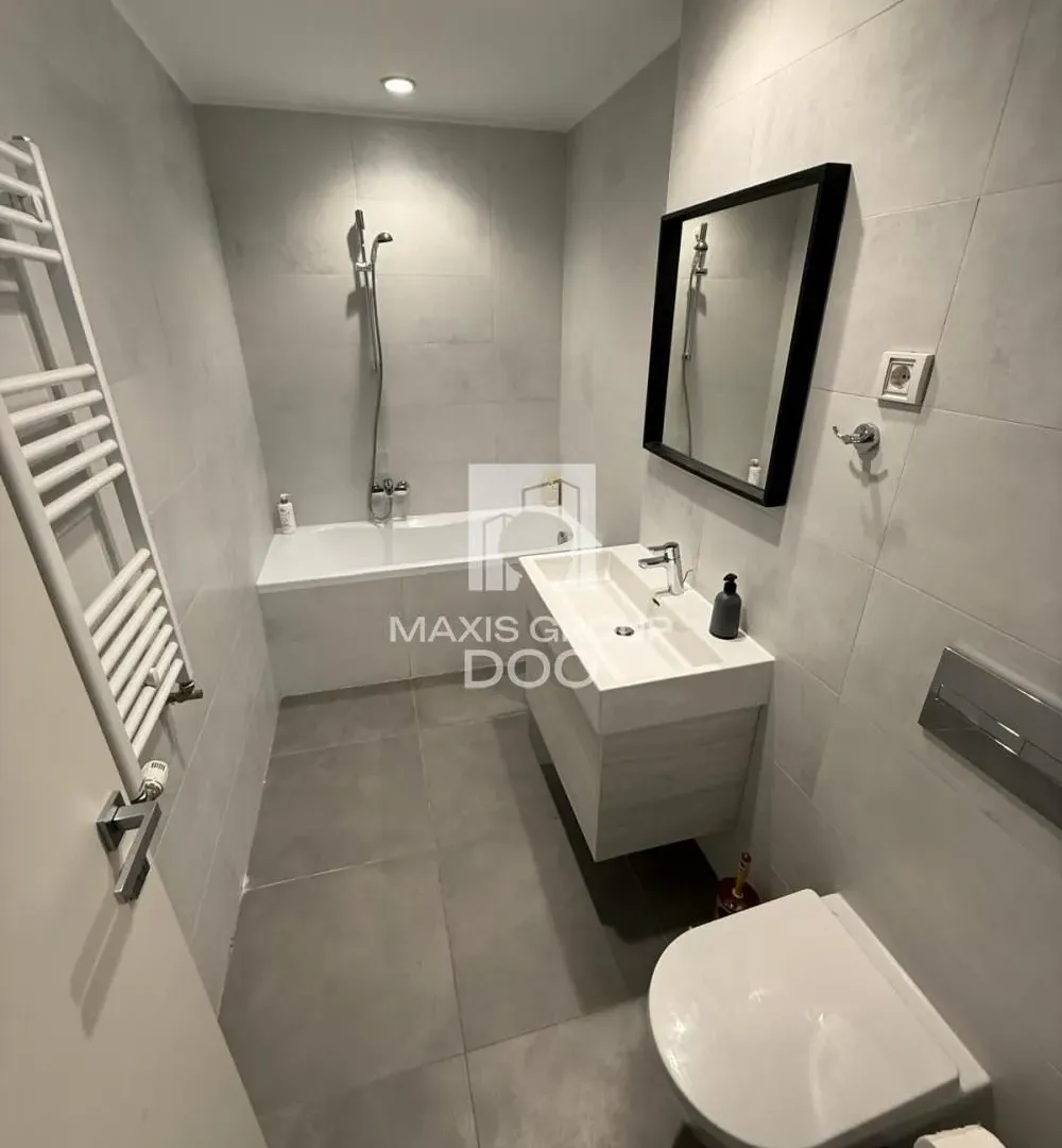 Prodaja, trosoban stan, 82m², Savski Venac, Beograd