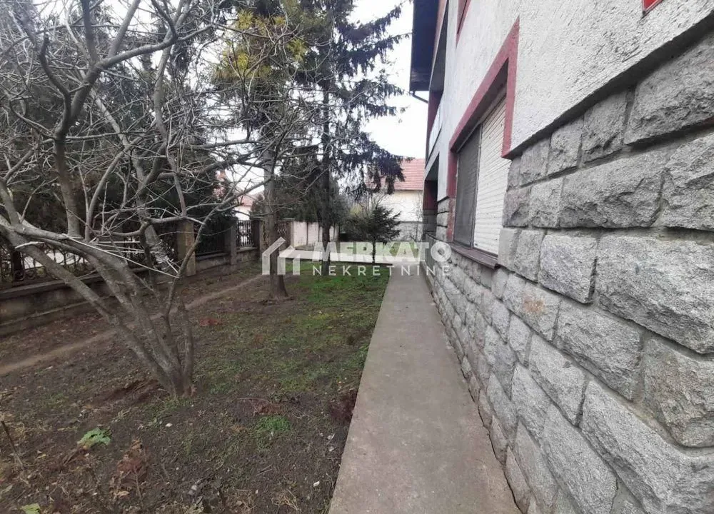 Prodaja, kuća, 196m², Duvanika, Zrenjanin