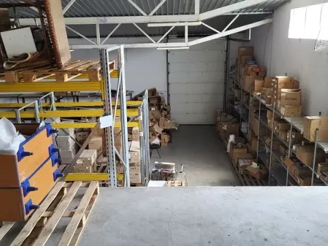 Izdavanje, poslovni prostor, 830m², Zemun Sve Podlokacije, Beograd - image 3