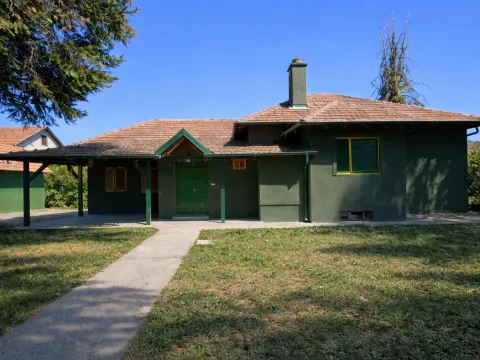 Sale, house, 167m², Lipar, Jagodina - image 1