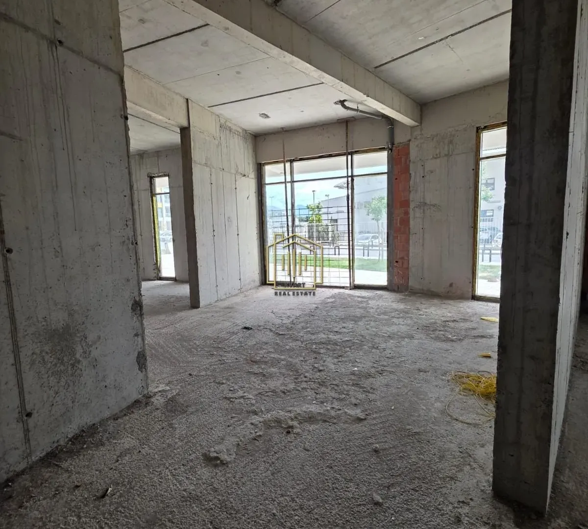 Rent, office space, 350m², Central Point, Podgorica