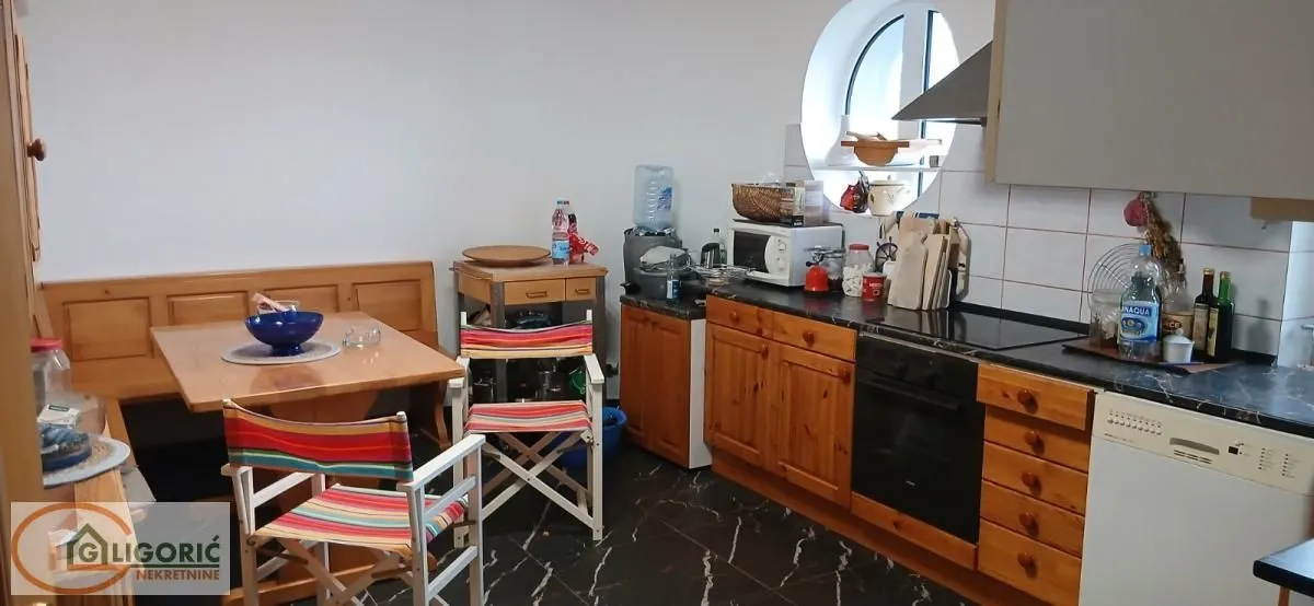 Sale, house, 192m², Amerić, Mladenovac