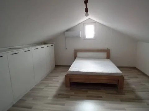 Izdavanje, dvosoban stan, 140m², Donja Gorica, Podgorica - image 6