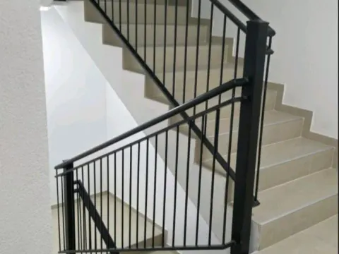 Prodaja, jednosoban stan, 44m², Pobrežje, Podgorica - image 11