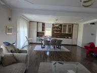 Izdavanje, kuća, 331m², Tuzi, Podgorica - image 2