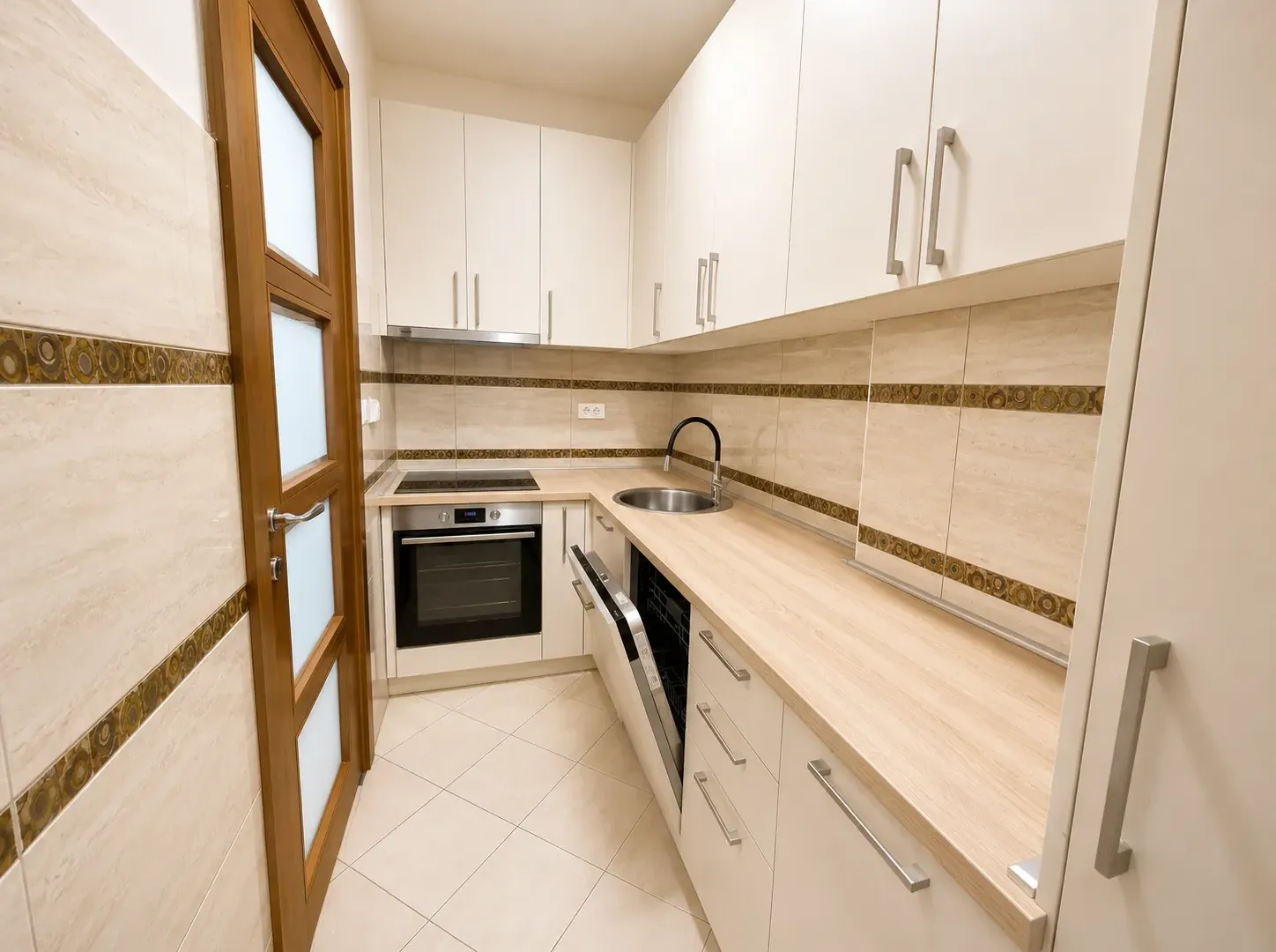 Prodaja, jednosoban stan, 50m², Centar, Podgorica