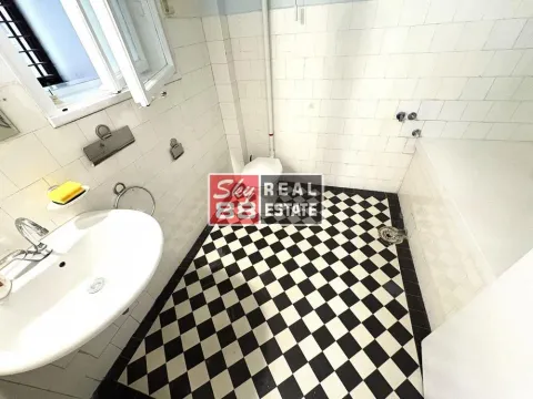 Izdavanje, četvorosoban stan, 110m², Vračar Sve Podlokacije, Beograd - image 13