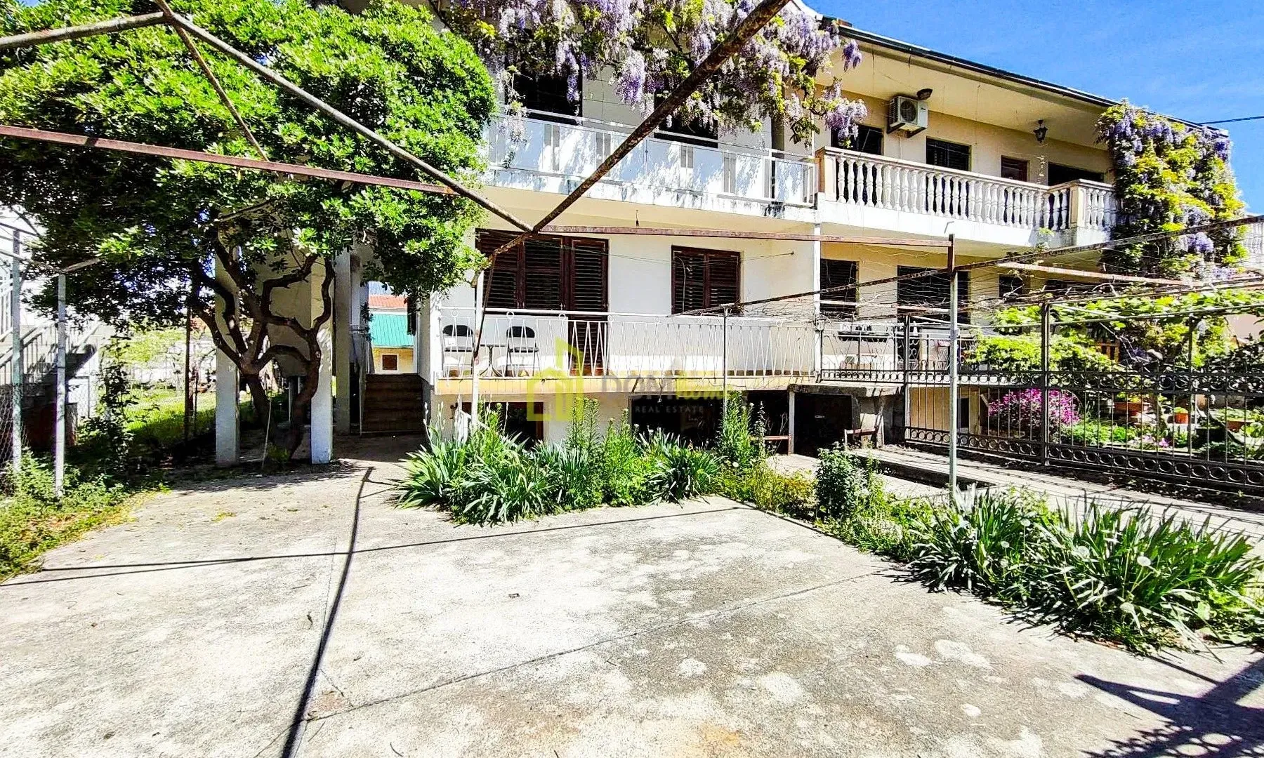 Izdavanje, dvosoban stan, 60m², Tološi, Podgorica