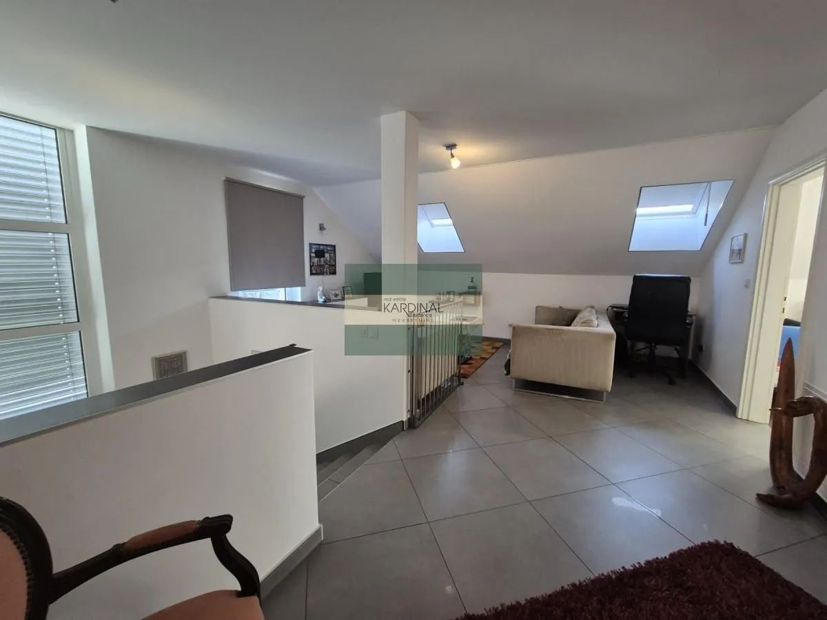 Prodaja, kuća, 528m², Budžino brdo, Jagodina
