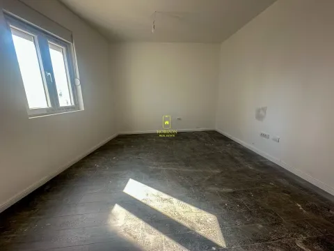 Prodaja, garsonjera, 29m², Zabjelo, Podgorica - image 2