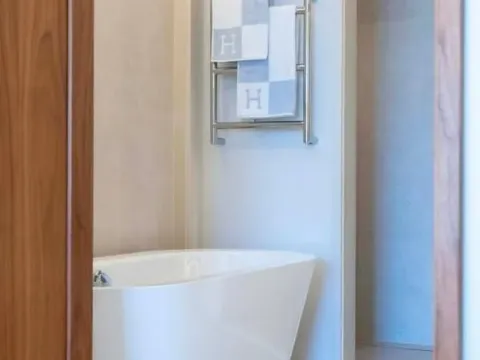 Prodaja, jednosoban stan, 81m², Porto Montenegro, Tivat - image 2