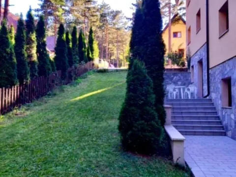 Sale, house, 332m², Tara, Srbija - image 13