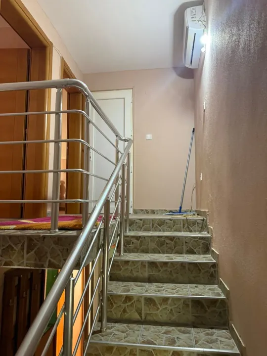 Rent, house, 80m², Malo Brdo, Podgorica