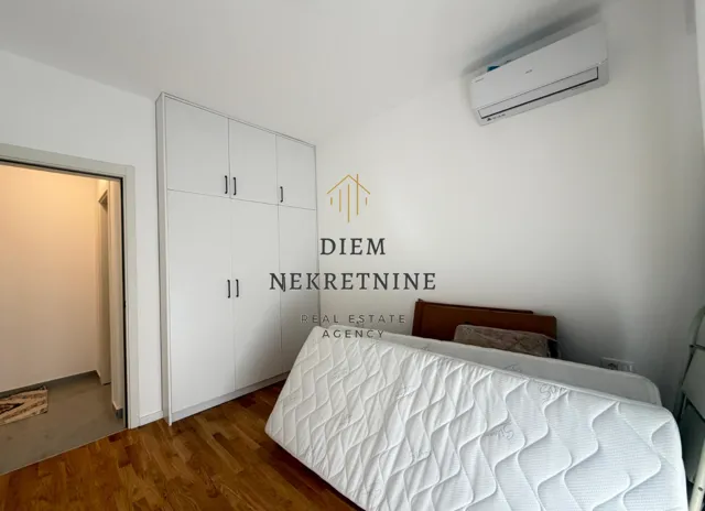 Rent, two bedroom apartment, 70m², Stari Aerodrom, Podgorica