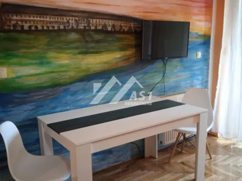 Izdavanje, stan, 24m², Sajam, Novi Sad Sve Podlokacije - image 2