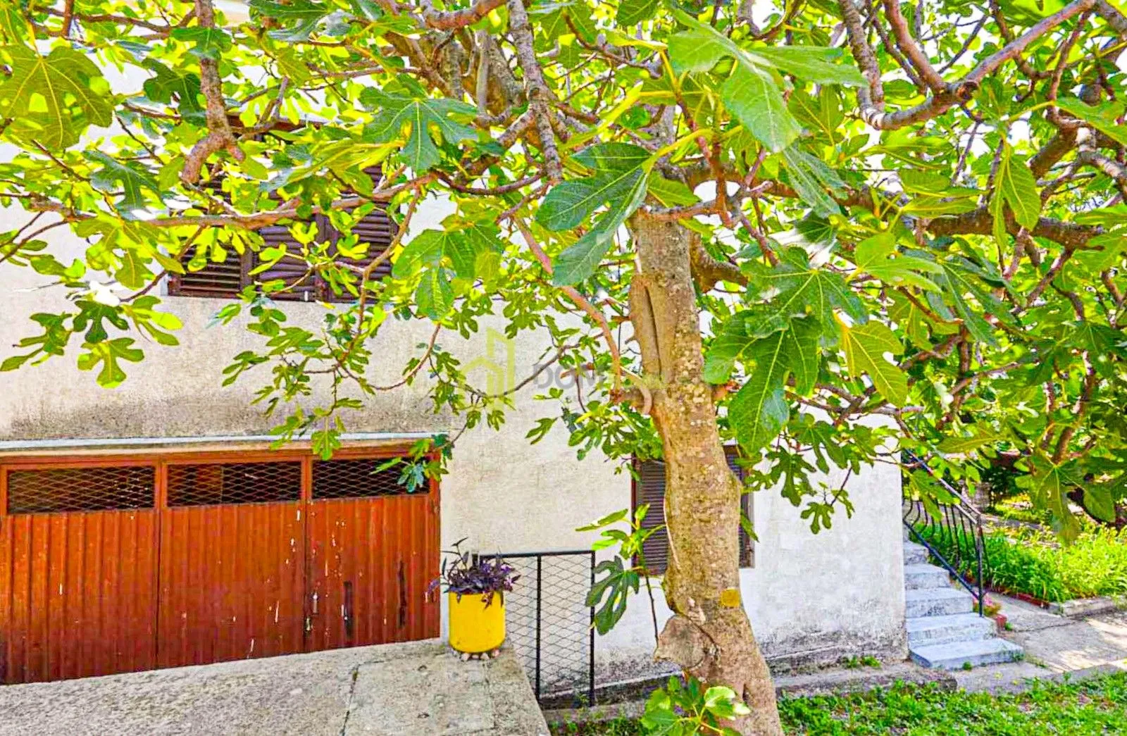 Sale, house, 190m², Bar, Crna Gora
