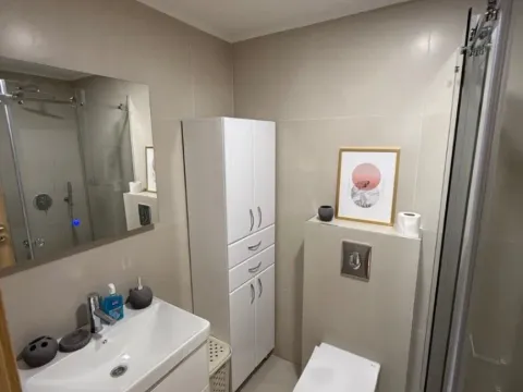 Izdavanje, dvosoban stan, 75m², Podgorica, Crna Gora - image 2