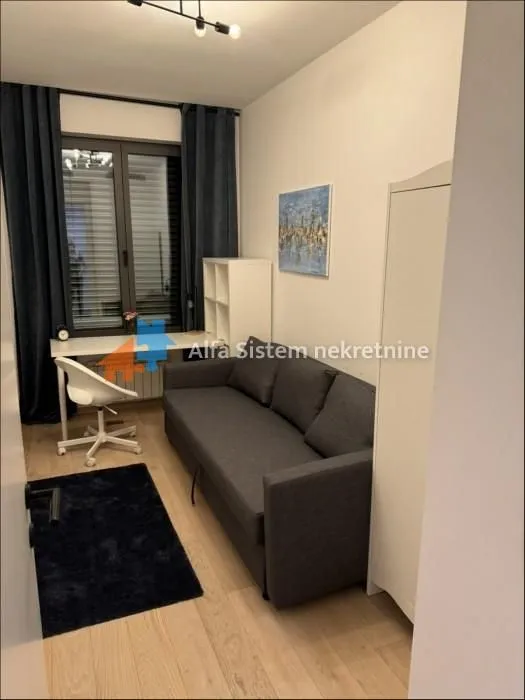 Rent, three bedroom apartment, 70m², Stari Grad, Beograd