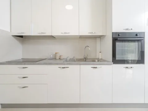 Rent, one bedroom apartment, 56m², Budva, Crna Gora - image 4