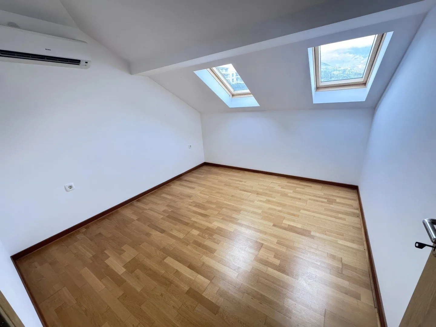 Sale, apartment, 100m², Centar, Budva