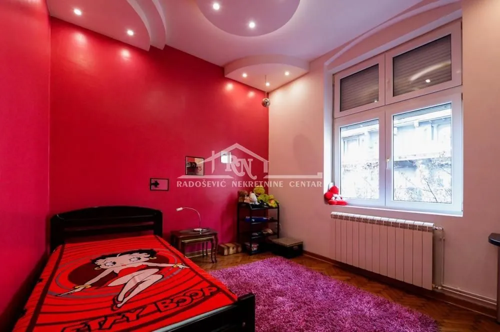 Sale, three bedroom apartment, 86m², Vračar Centar, Vračar Sve Podlokacije