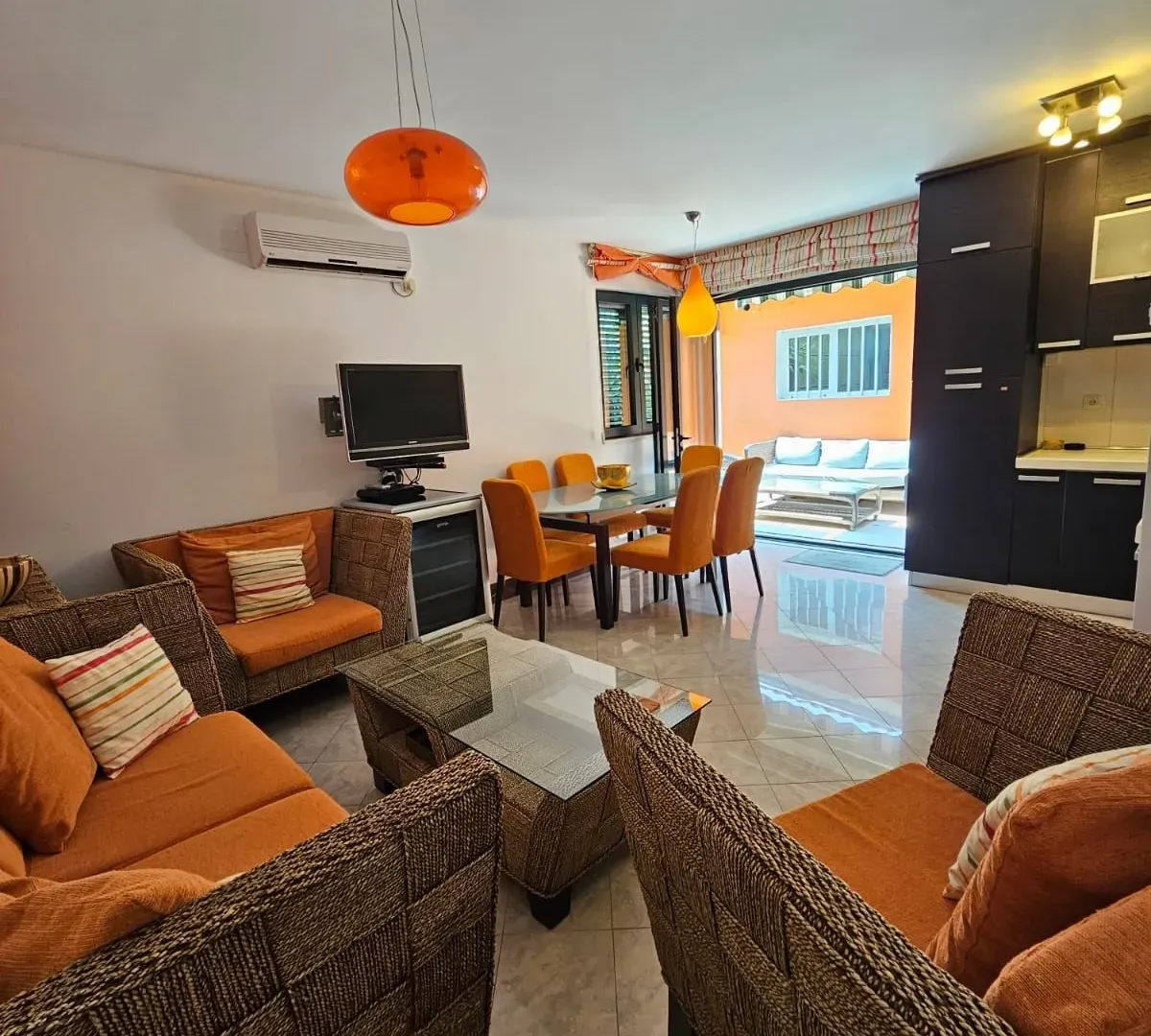 Rent, house, 100m², Pržno, Budva