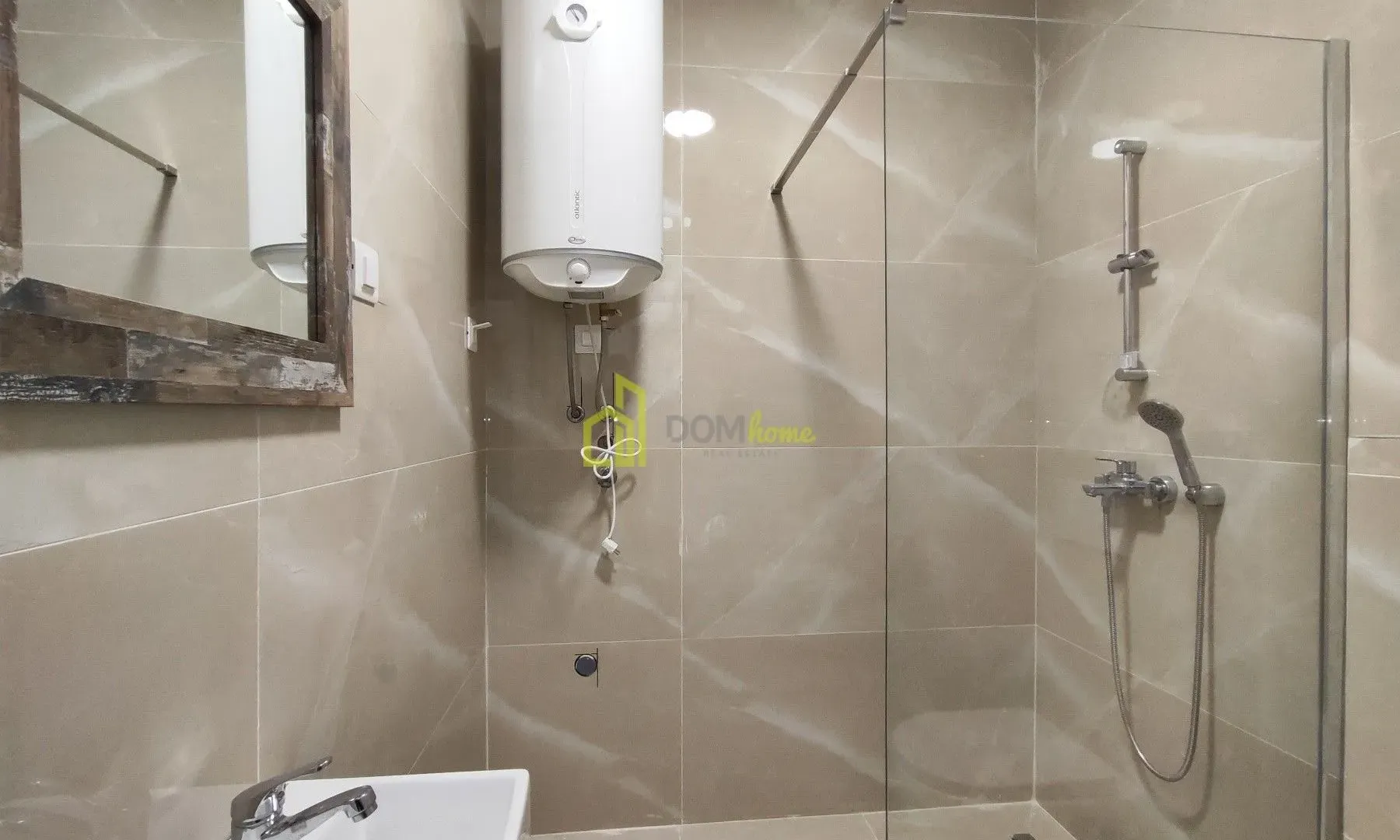 Prodaja, dvosoban stan, 77m², Zabjelo, Podgorica