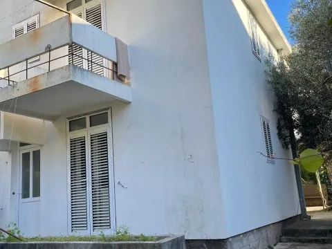 Prodaja, kuća, 140m², Petrovac, Budva - image 3