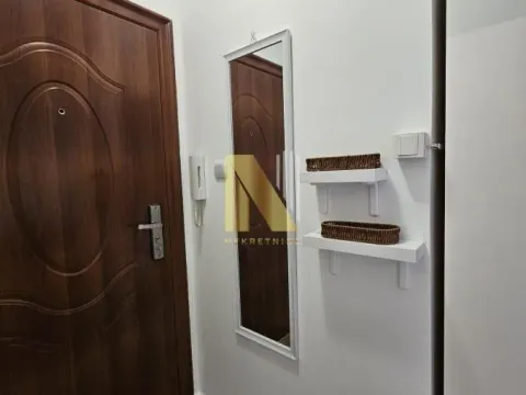 Izdavanje, garsonjera, 25m², Bulevar Evrope, Novi Sad Sve Podlokacije - image 9