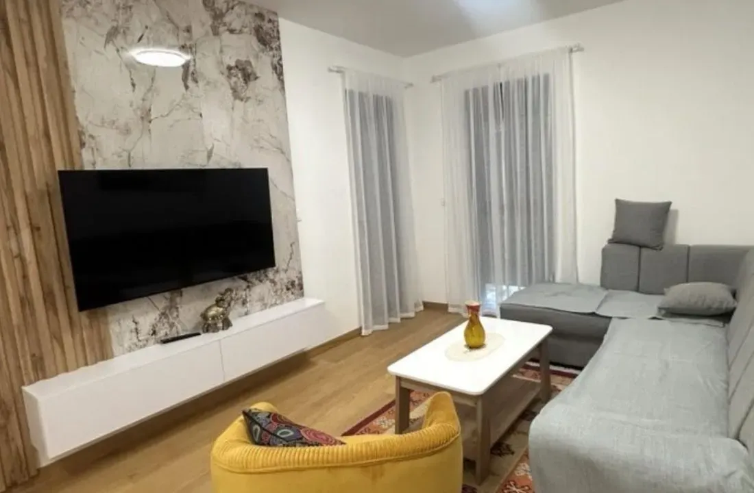 Izdavanje, jednosoban stan, 45m², City Kvart, Podgorica