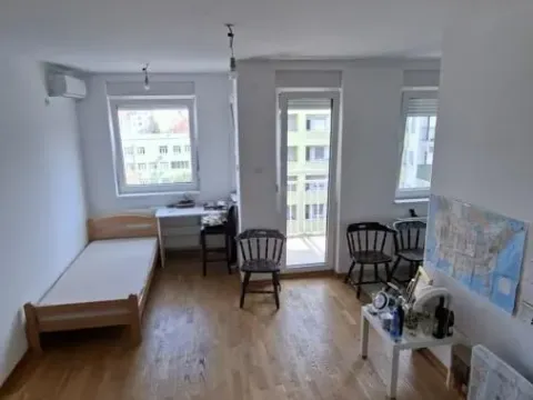 Prodaja, trosoban stan, 74m², Podbara, Novi Sad Sve Podlokacije - image 1