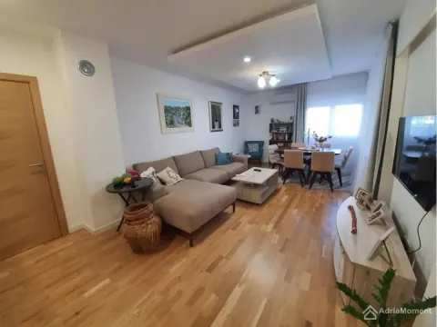 Prodaja, dvosoban stan, 62m², Seljanovo, Tivat