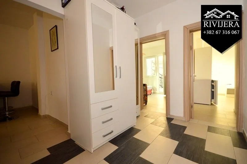 Prodaja, trosoban stan, 84m², Centar, Herceg Novi