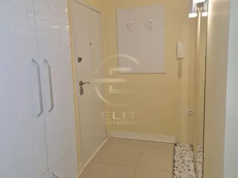 Izdavanje, dvosoban stan, 49m², Rotkvarija, Novi Sad Sve Podlokacije - image 4