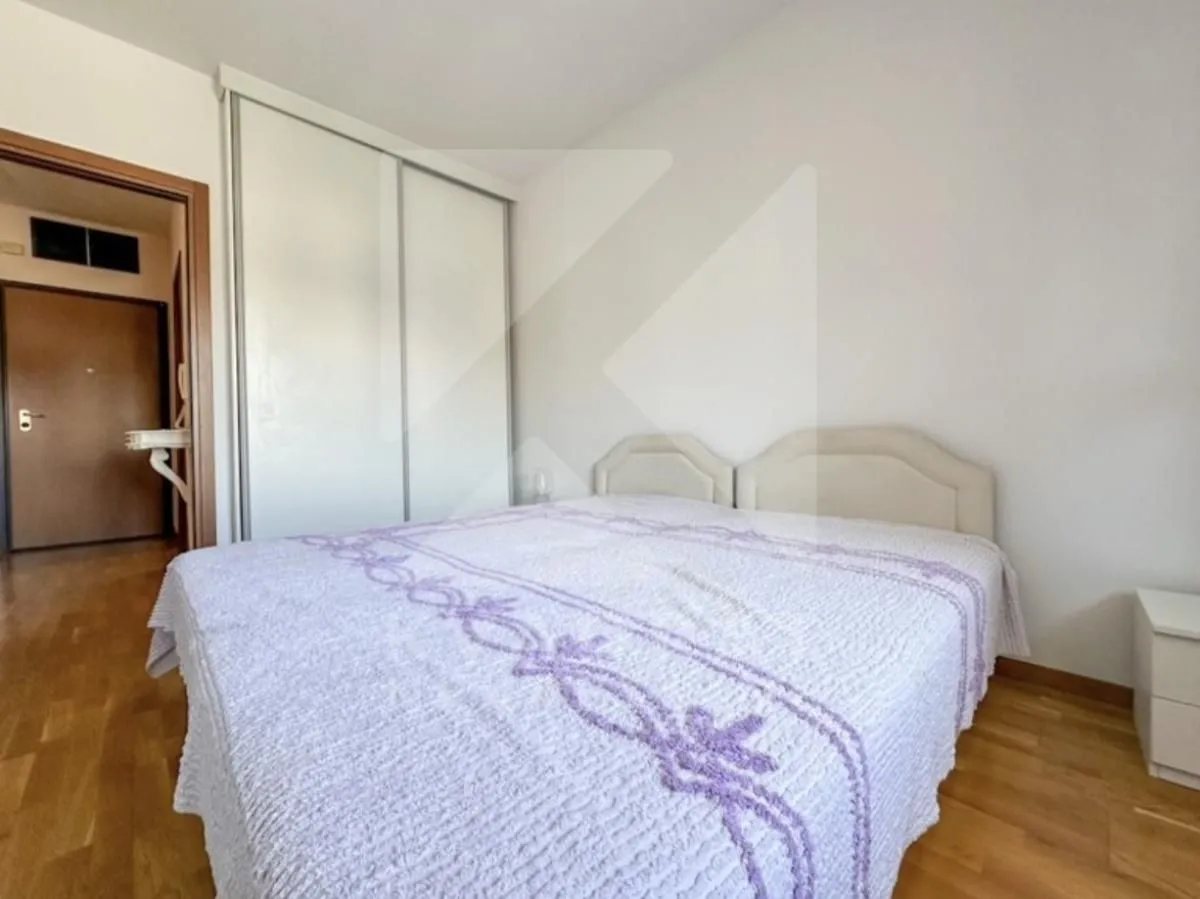 Rent, one bedroom apartment, 50m², City Kvart, Podgorica