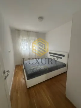 Izdavanje, jednosoban stan, 41m², Pobrežje, Podgorica - image 10