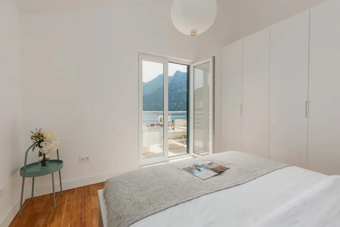 Prodaja, trosoban stan, 139m², Risan, Kotor