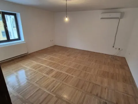 Rent, three bedroom apartment, 90m², Novo naselje, Novi Sad - image 3