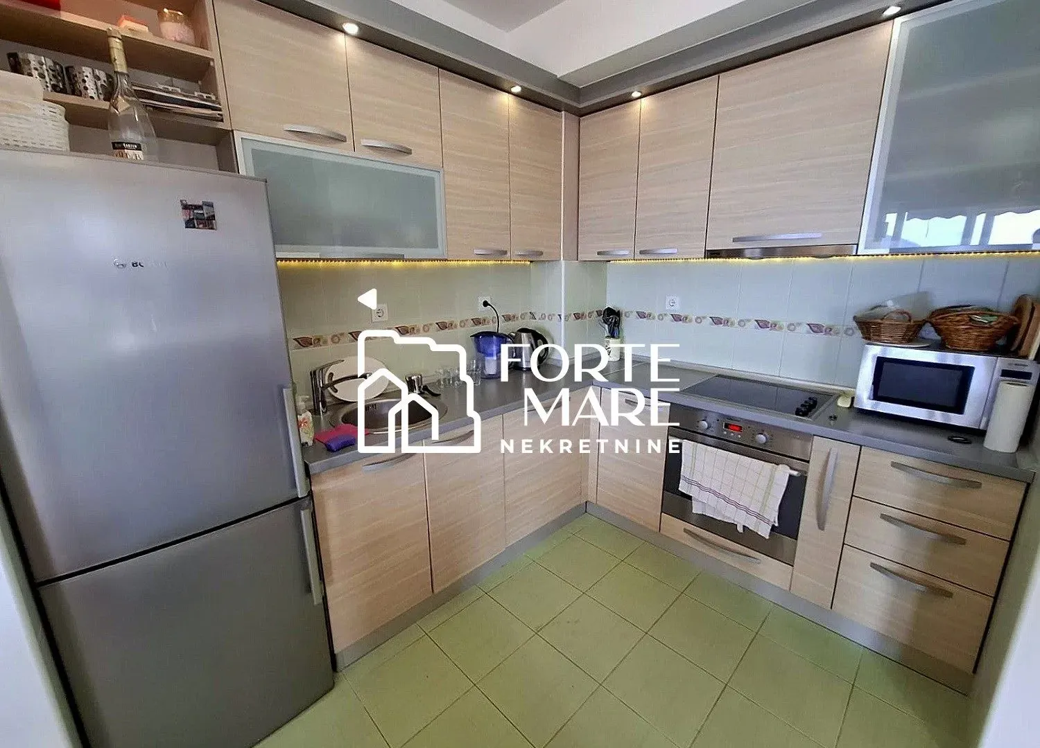 Prodaja, dvosoban stan, 93m², Topla, Herceg Novi