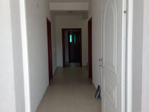 Prodaja, kuća, 300m², Bijelo Polje, Crna Gora - image 2